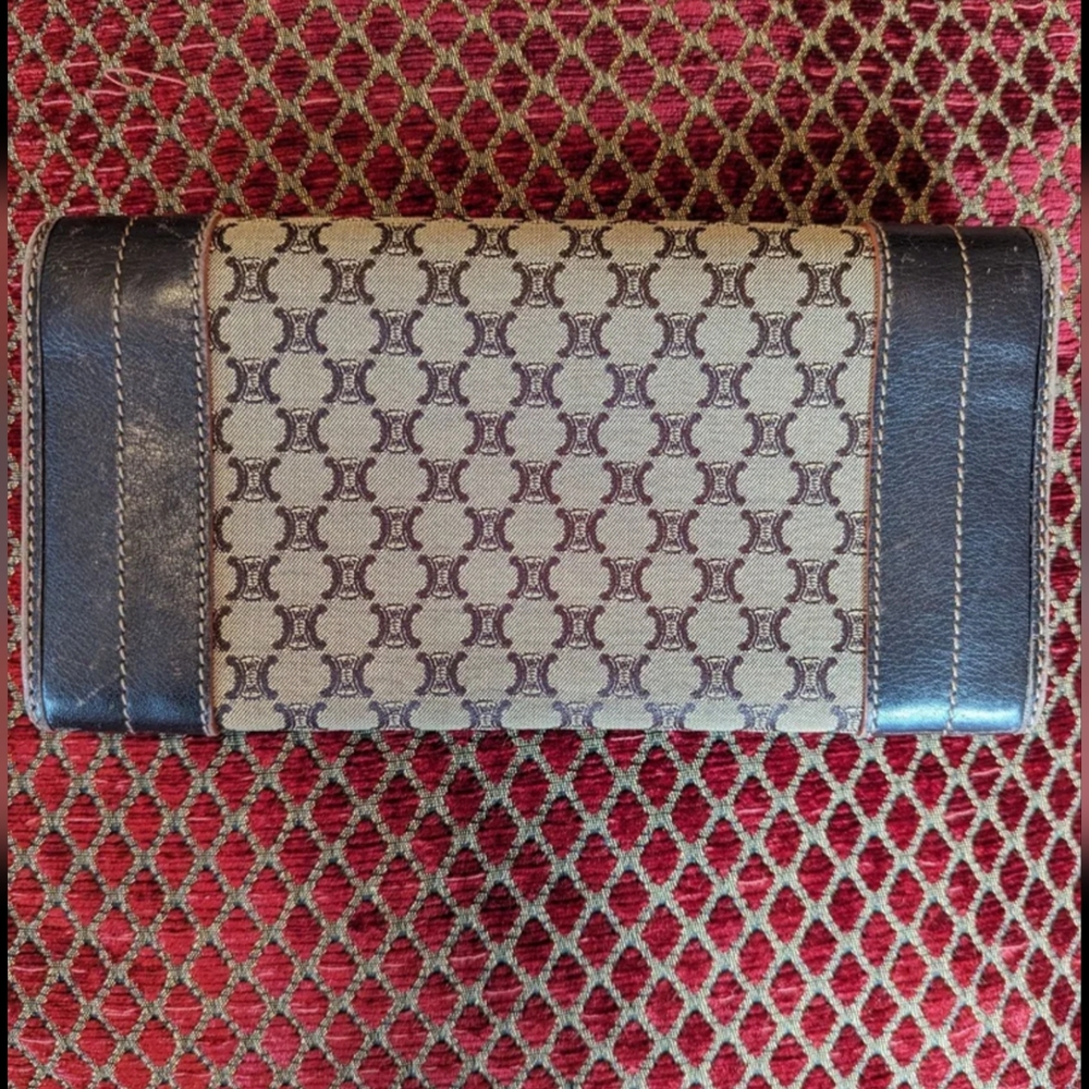 AUTHENTICATED Celìne Vintage Late 1990's - Early 2000's Continental Wallet - Picture 2 of 12